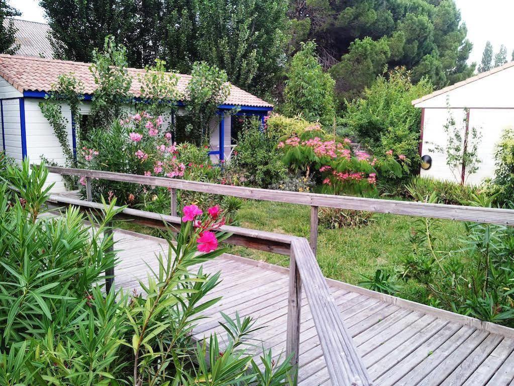 Bungalows & Rooms - Git'Ostal Carcassonne Zewnętrze zdjęcie