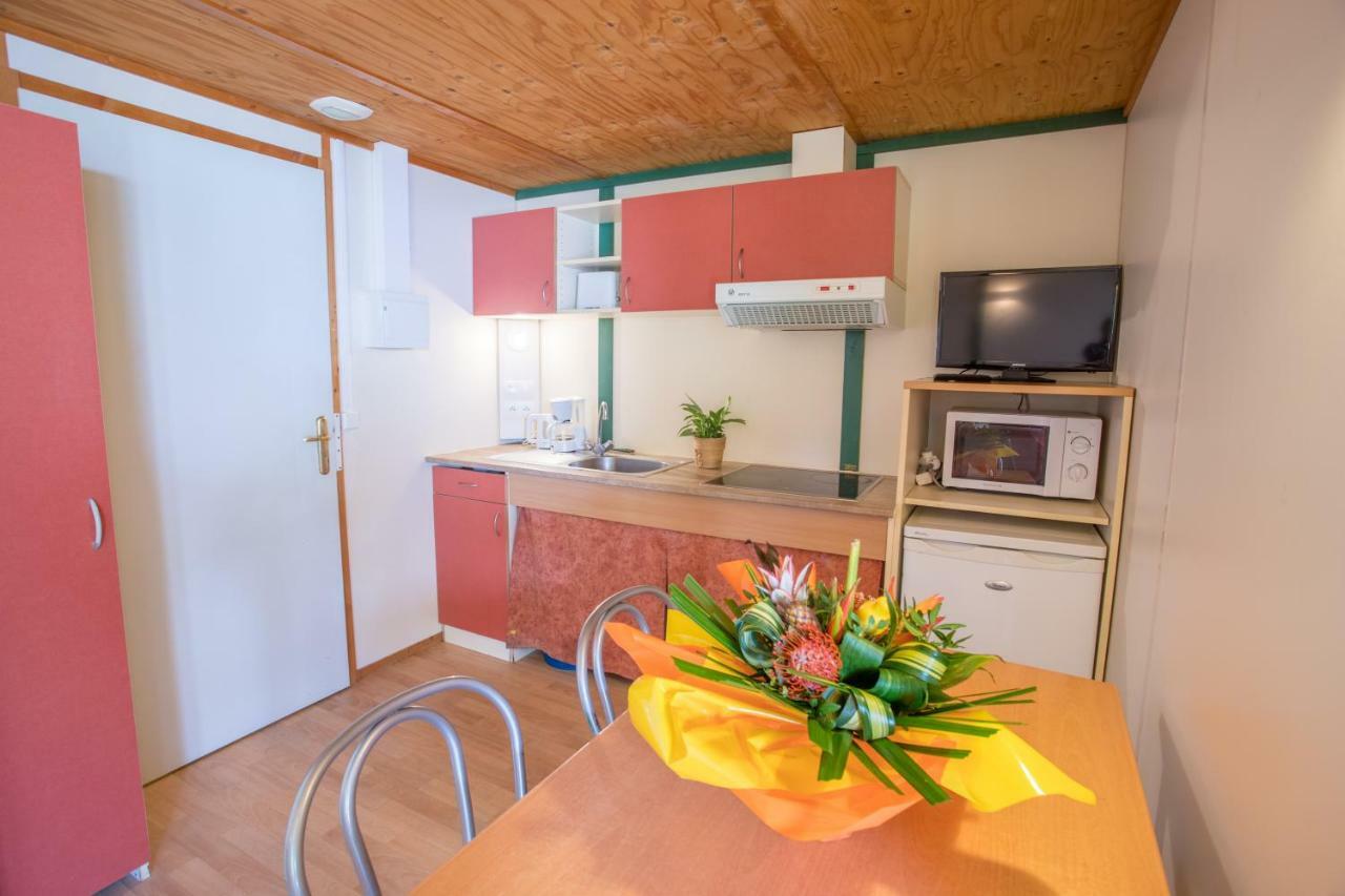 Bungalows & Rooms - Git'Ostal Carcassonne Zewnętrze zdjęcie